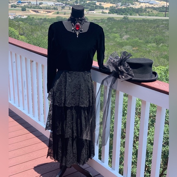 Vintage Black Lace and Velour Midi Dress - Picture 2 of 15